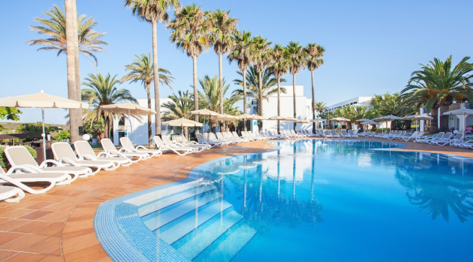 Hôtel Grupotel Mar de Menorca 4*, Séjour Espagne & ses îles, Baléares, Minorque par Ôvoyages Hôtel Grupotel Mar de Menorca 4*, Séjour Espagne & ses îles, Baléares, Minorque par Ôvoyages