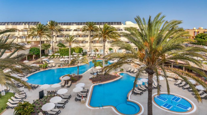Hôtel Barceló Corralejo Bay 4* Adult Only +18, Séjour Espagne & ses îles, Canaries, Fuerteventura par Ôvoyages Hôtel Barceló Corralejo Bay 4* Adult Only +18, Séjour Espagne & ses îles, Canaries, Fuerteventura par Ôvoyages