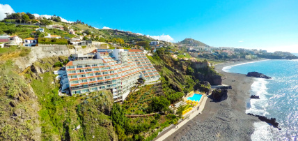 Hôtel Orca Praia 4* Adult Only +16 by Ôvoyages (Excursions Joyaux de Madère incluses), Séjour Portugal, Madère, Île de Madère par Ôvoyages Hôtel Orca Praia 4* Adult Only +16 by Ôvoyages (Excursions Joyaux de Madère incluses), Séjour Portugal, Madère, Île de Madère par Ôvoyages