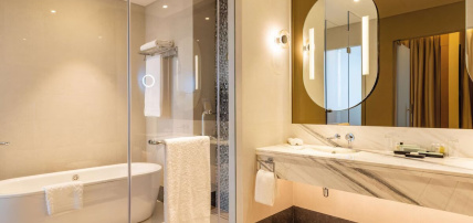 Hôtel Embassy Suites by Hilton Doha Old Town 4*, Séjour Qatar par Ôvoyages Hôtel Embassy Suites by Hilton Doha Old Town 4*, Séjour Qatar par Ôvoyages