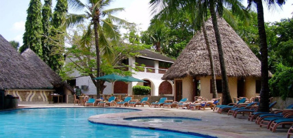 Hôtel Pinewood Beach Resort & Spa 4* Sup + Safari 1 nuit, Combiné Kenya par Ôvoyages Hôtel Pinewood Beach Resort & Spa 4* Sup + Safari 1 nuit, Combiné Kenya par Ôvoyages