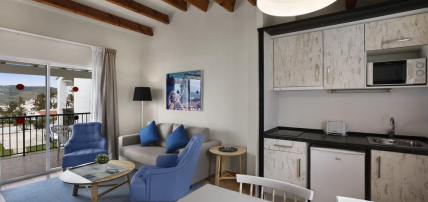 Hôtel TRH Tirant Playa 4*, Séjour Espagne & ses îles, Baléares, Minorque par Ôvoyages Hôtel TRH Tirant Playa 4*, Séjour Espagne & ses îles, Baléares, Minorque par Ôvoyages